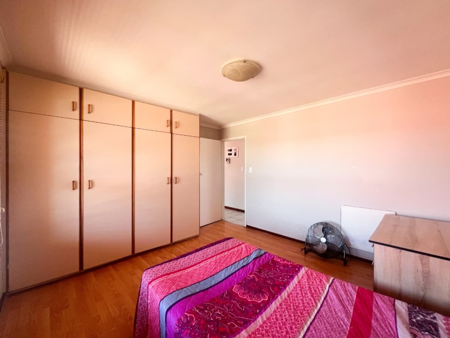 2 Bedroom Property for Sale in Durbanville Western Cape